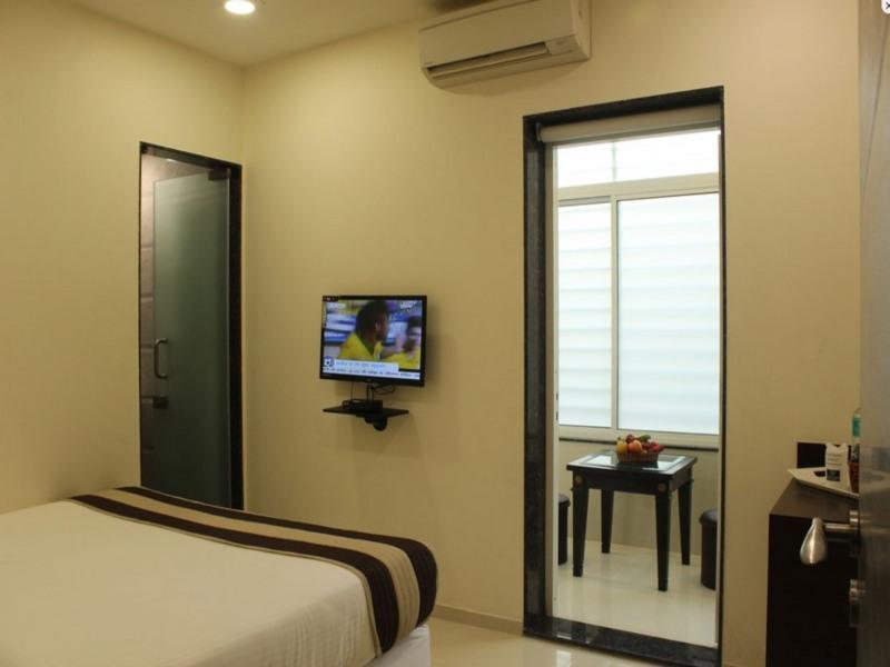 Oyo 16703 Hotel The Platinum كولكاتا المظهر الخارجي الصورة