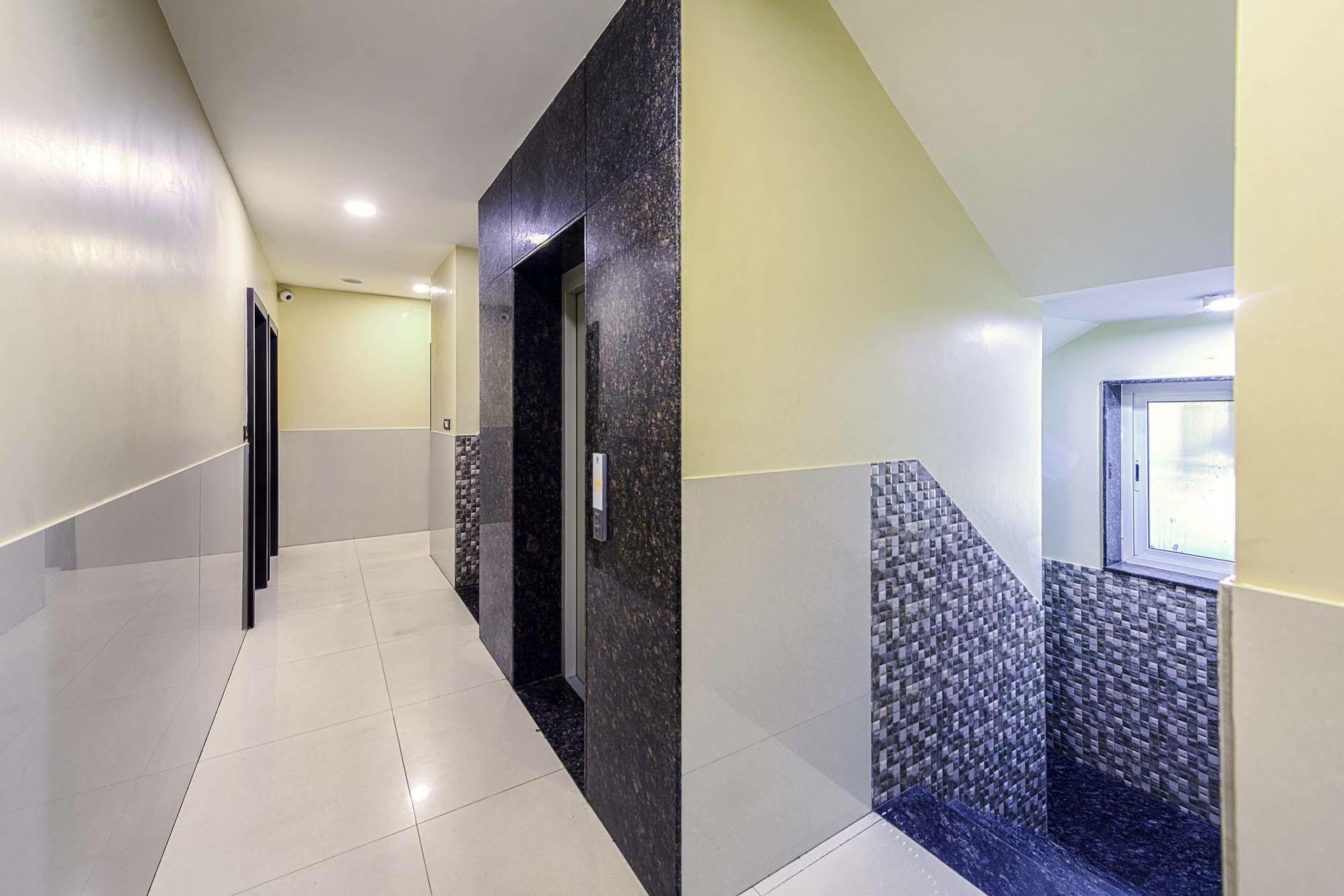Oyo 16703 Hotel The Platinum كولكاتا المظهر الخارجي الصورة