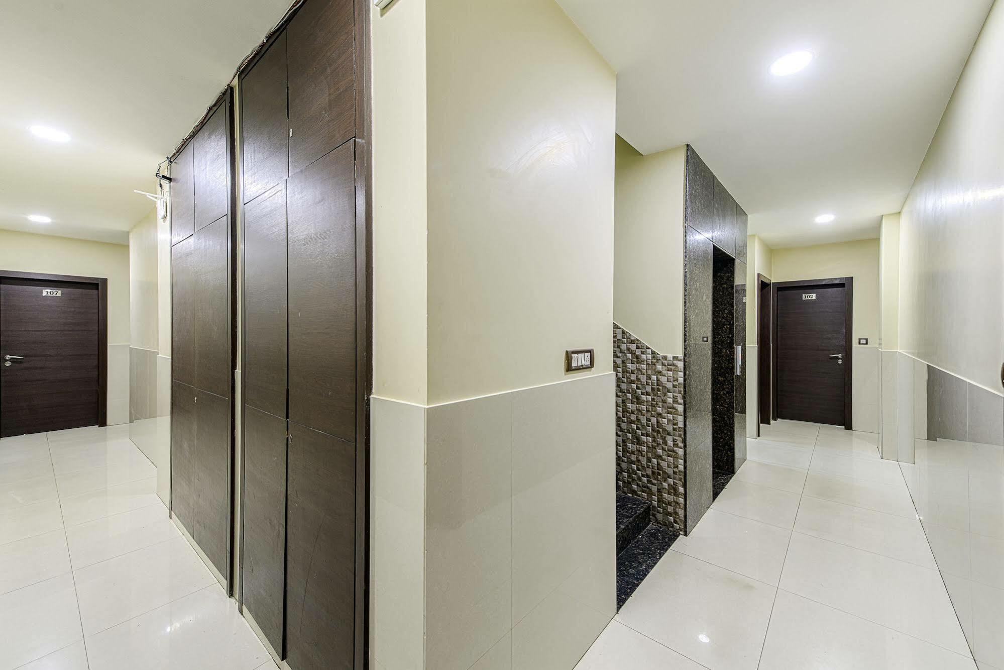 Oyo 16703 Hotel The Platinum كولكاتا المظهر الخارجي الصورة